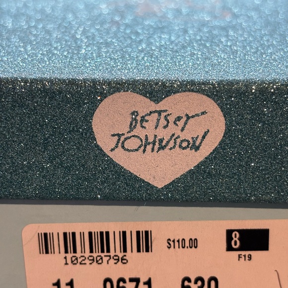 ✨Host Pick ✨ Betsey Johnson high heels, size 8 - Picture 3 of 6
